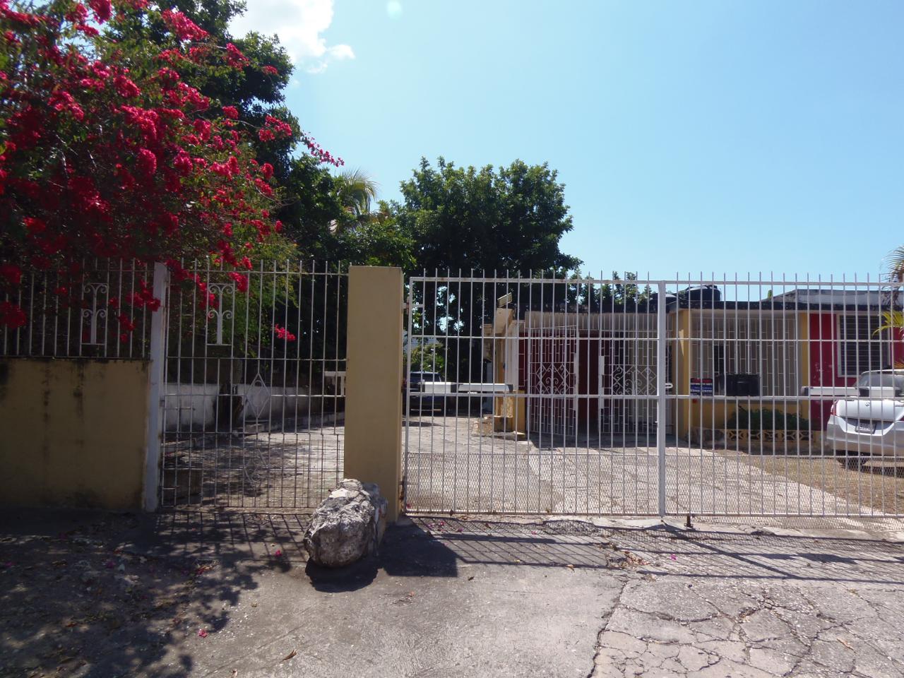 House for Sale   Kingston 6