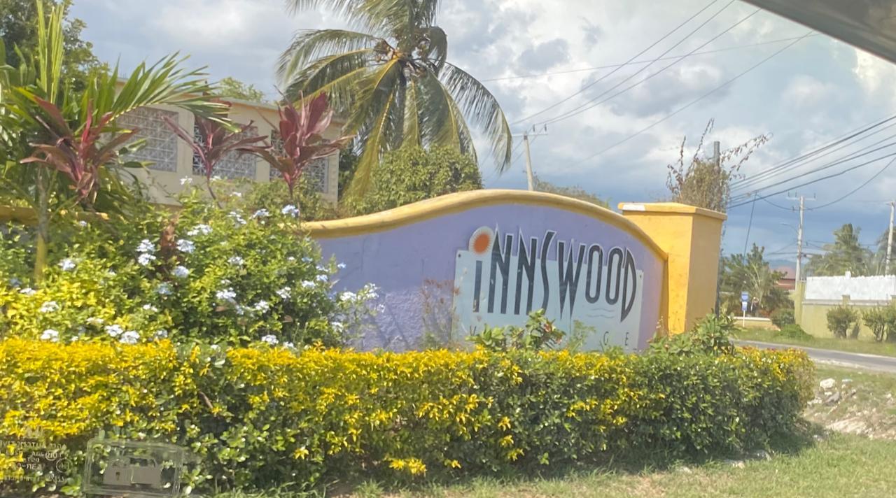House for Sale   Spanish Town