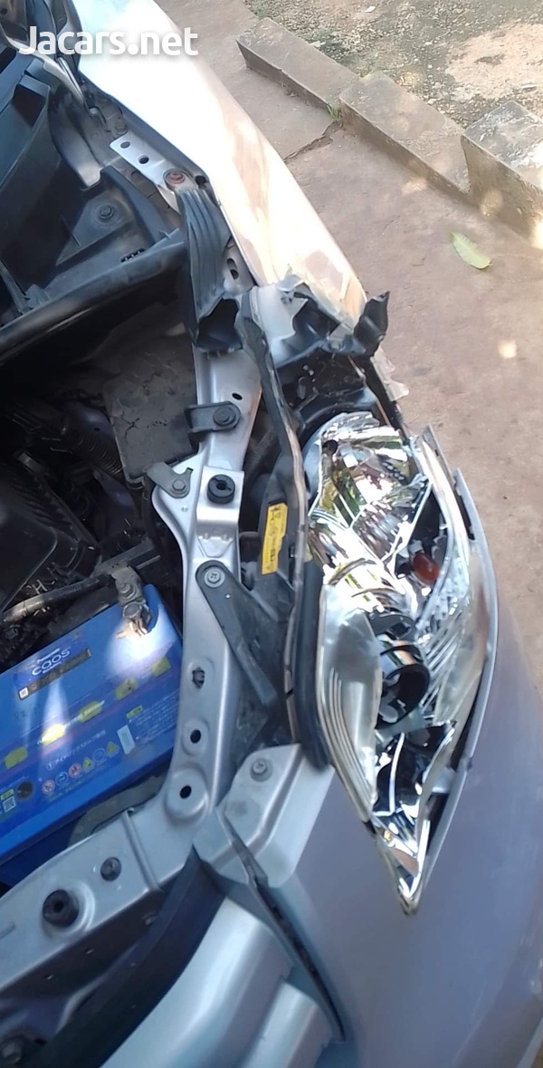 Toyota Noah 1,8L 2010