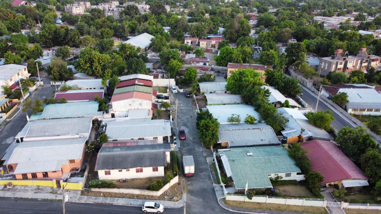 House for Sale   Kingston 19