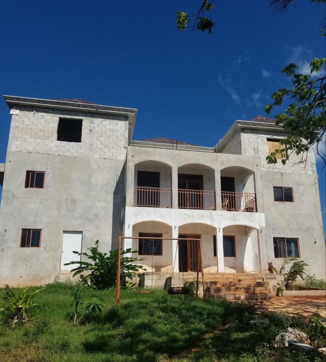 House for Sale   BULL SAVANNA