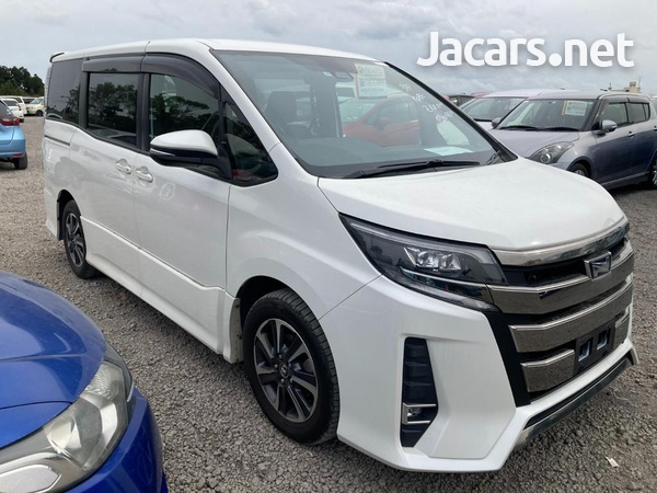 Toyota Noah 2,0L 2017