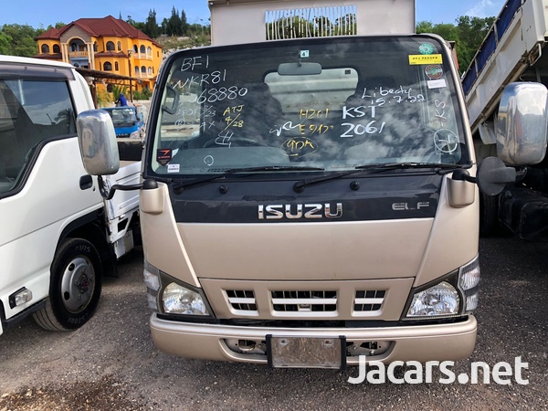 2005 Isuzu Elf