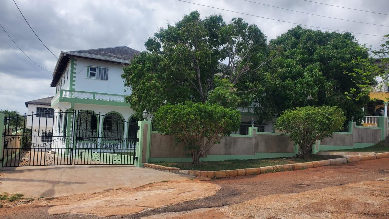 House for Sale   Spanish Town