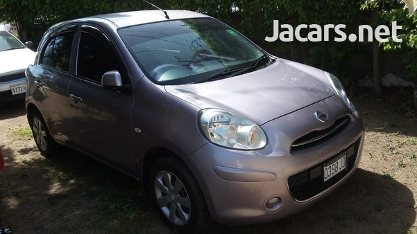 Nissan March 1,2L 2012