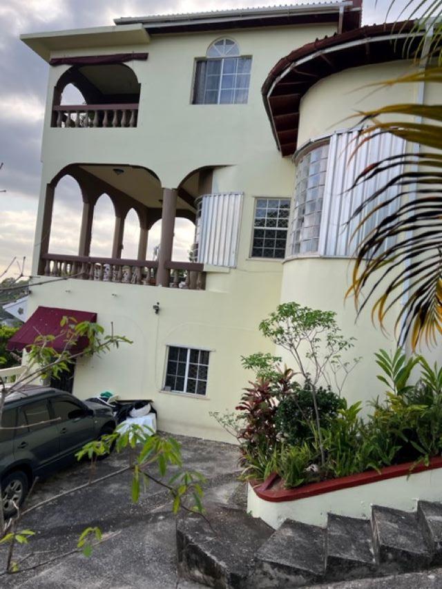 House for Sale   Red Hills