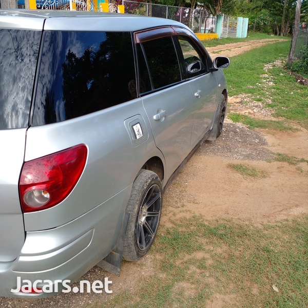Nissan AD Expert 8,0L 2007