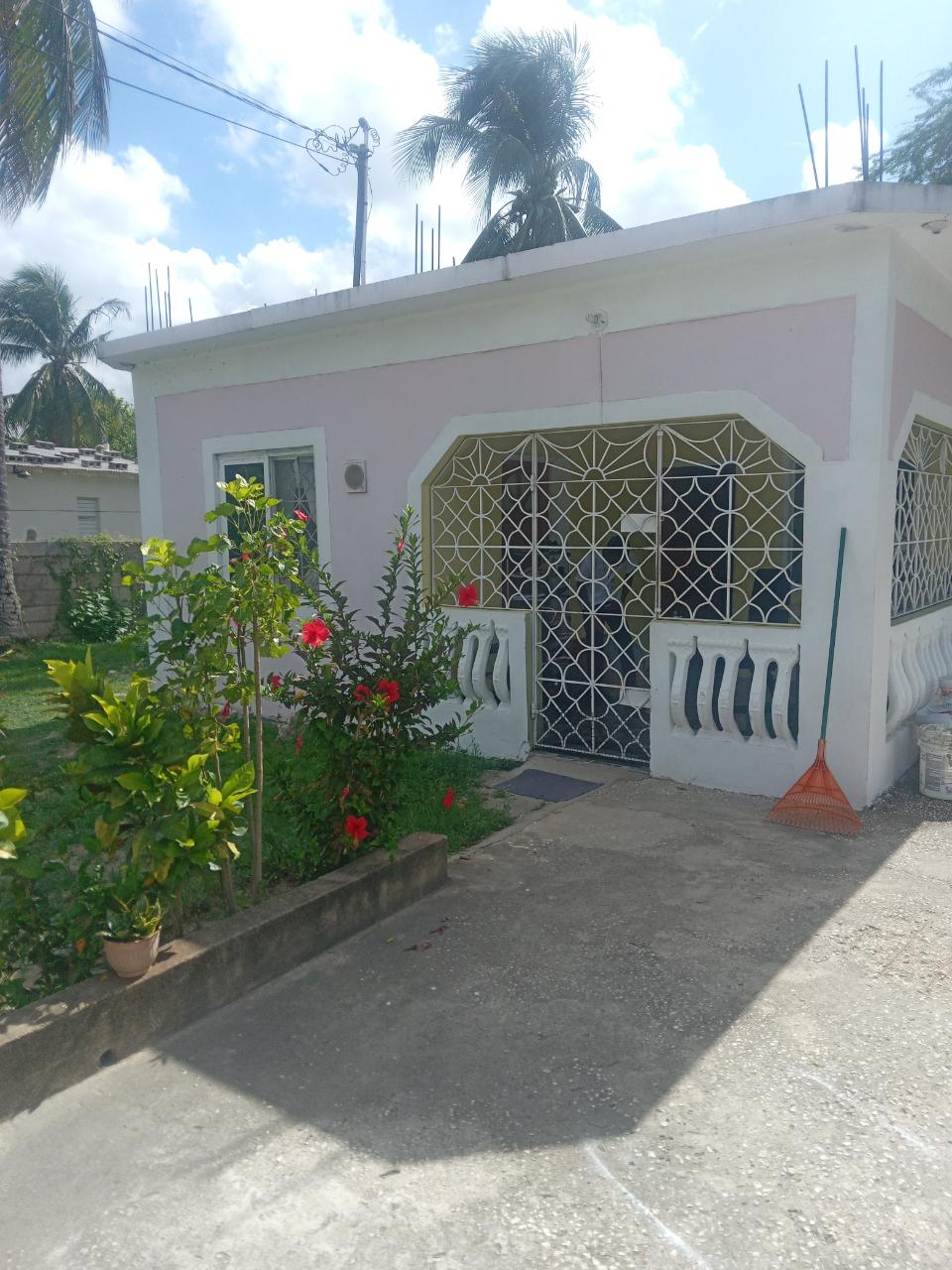 House for Sale   Spanish Town