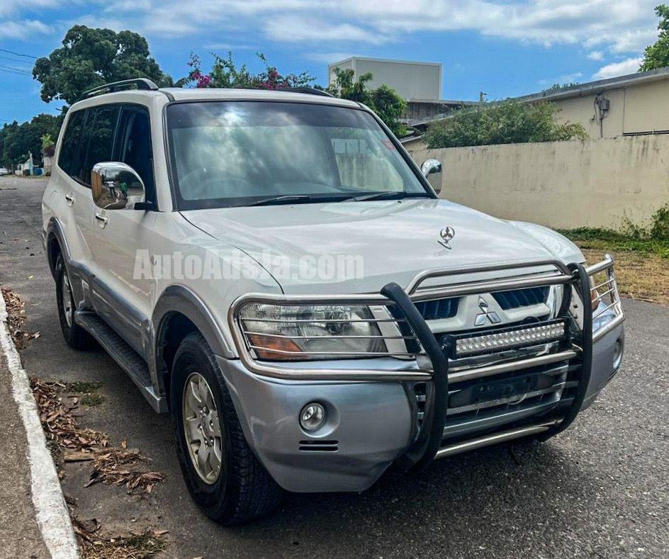 2007 Mitsubishi Pajero