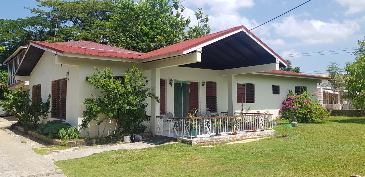 House for Sale   Savanna-La-Mar