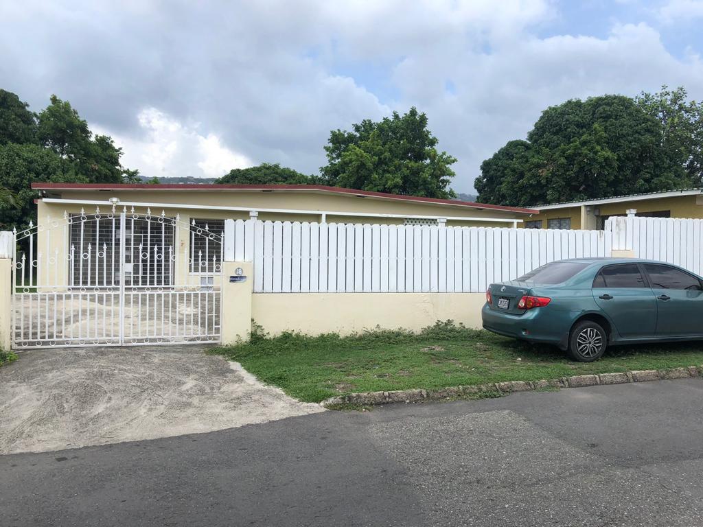 House for Sale   Kingston 19
