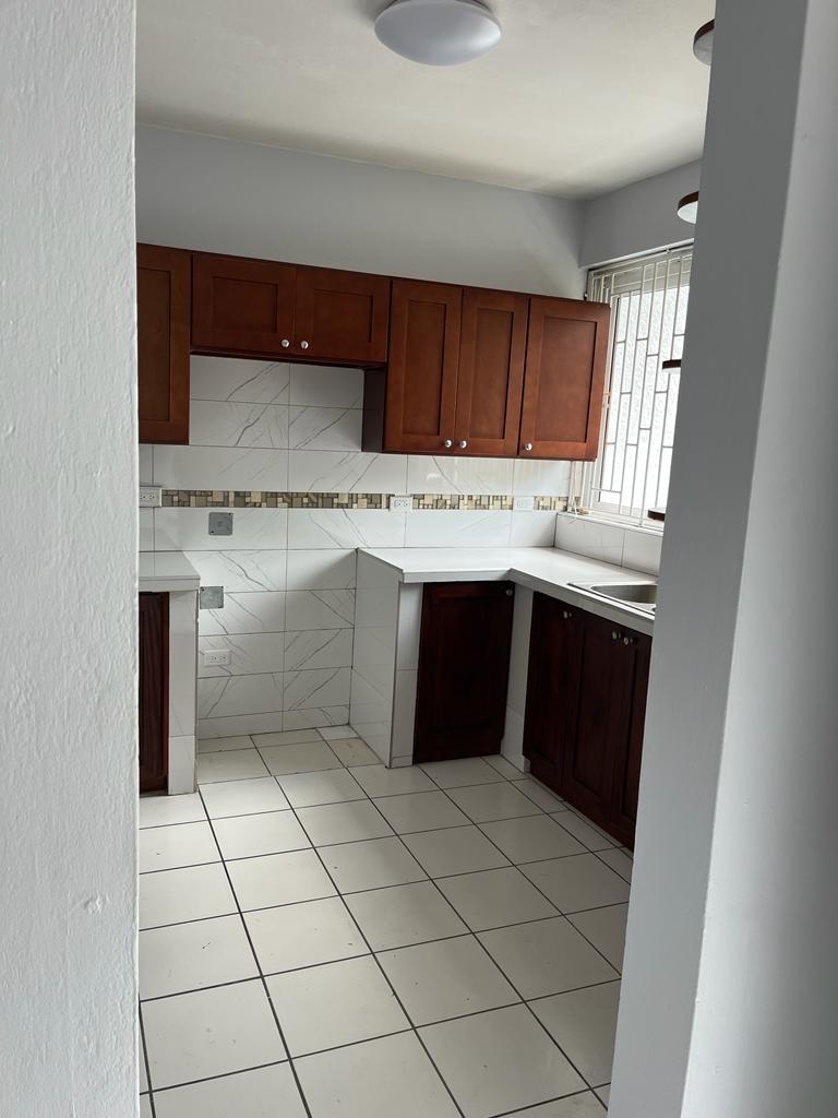 Townhouse for Sale   Kingston 8