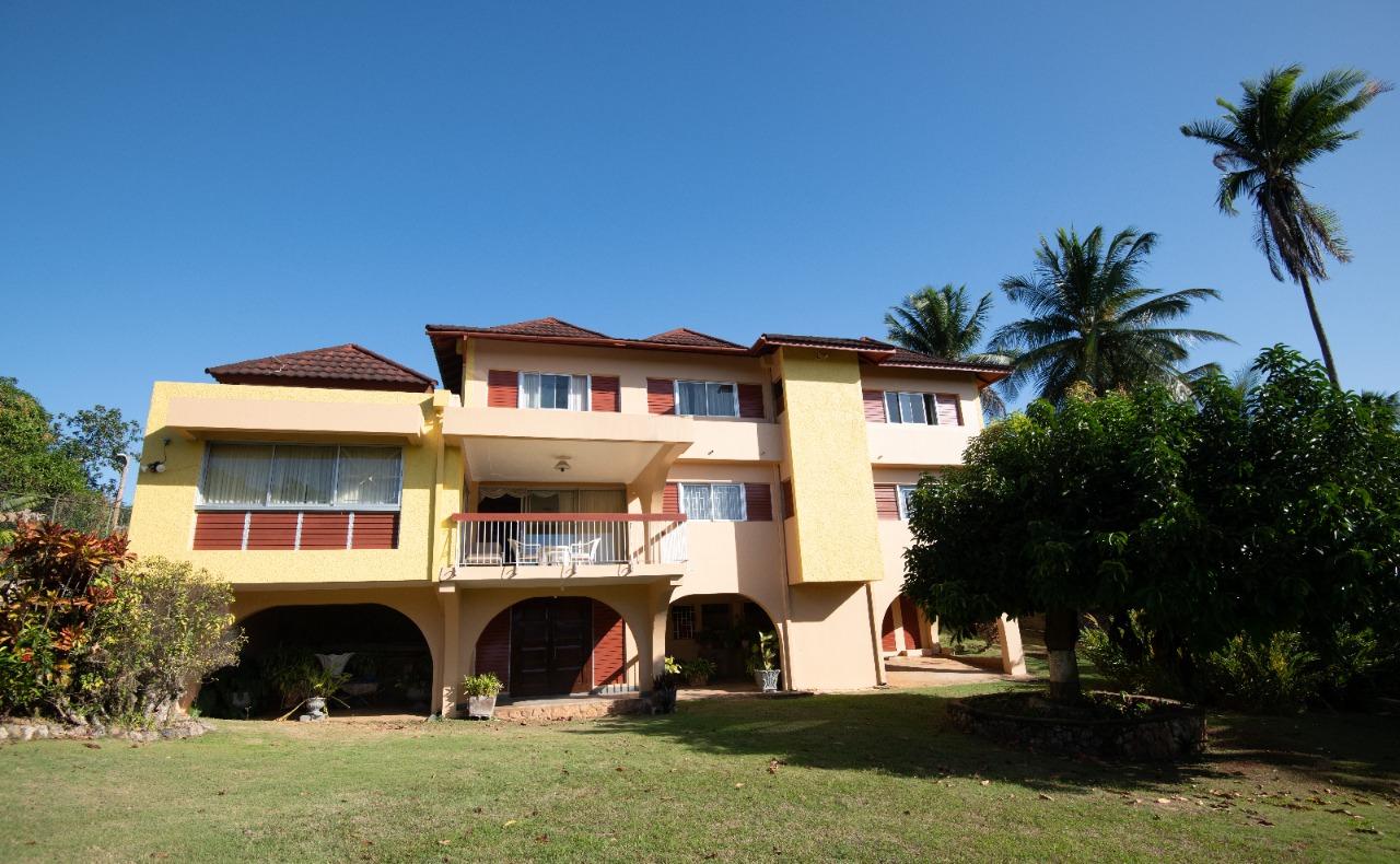 House for Sale   Linstead