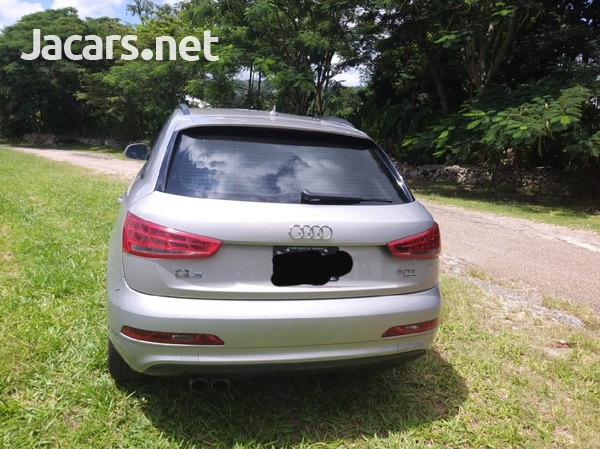 Audi Q3 2,0L 2014