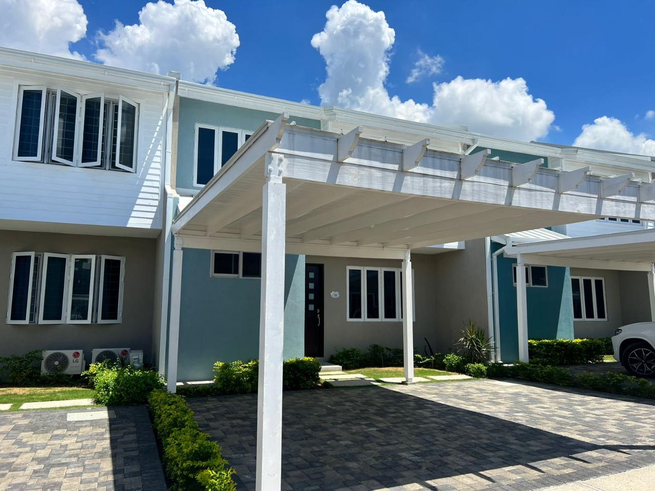 Townhouse for Sale   Kingston 6