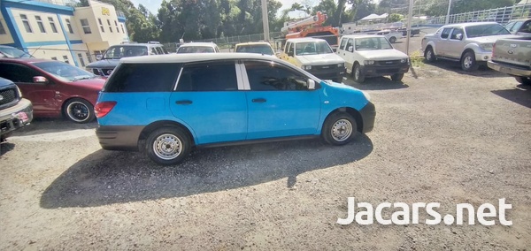 Nissan AD Wagon 1,5L 2015