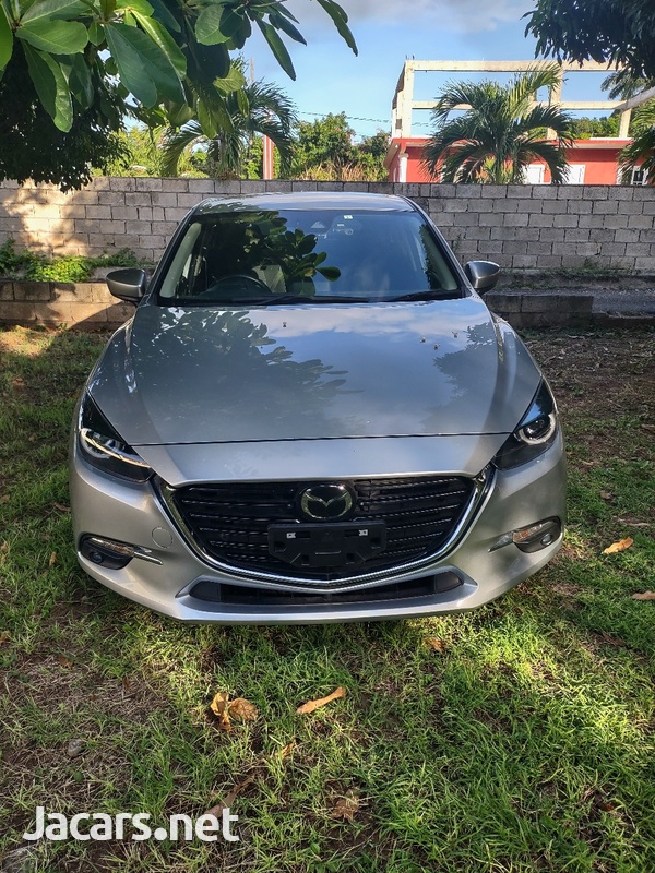 Mazda Axela 1,5L 2017