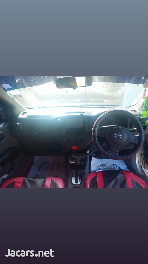 Mazda 121 1,5L 2014