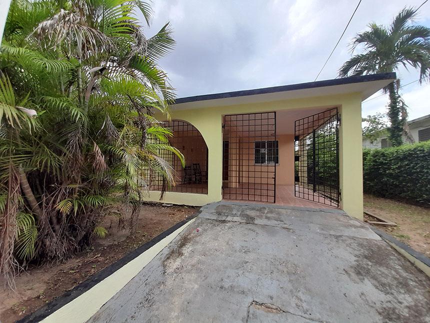House for Sale   Kingston 10