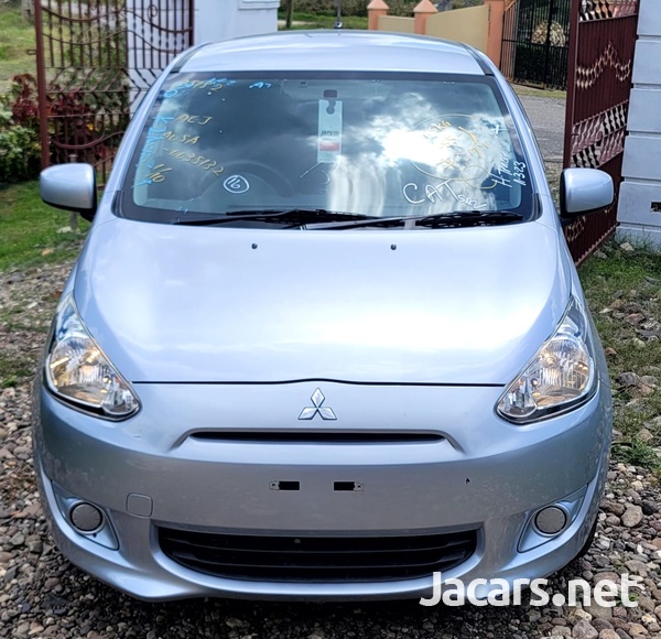 Mitsubishi Mirage 1,0L 2015