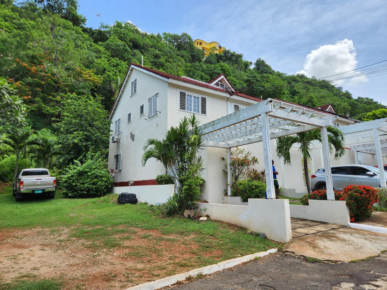 Townhouse for Sale   Kingston 19