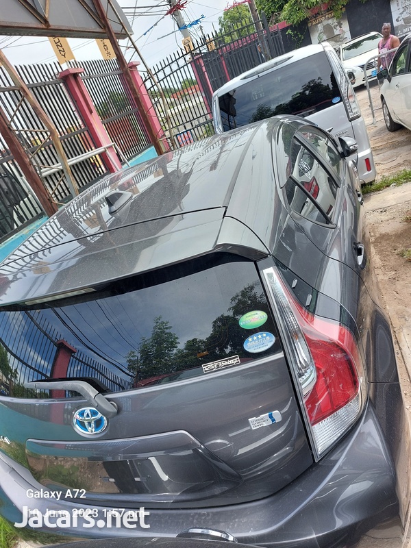 Toyota Aqua 1,5L 2016