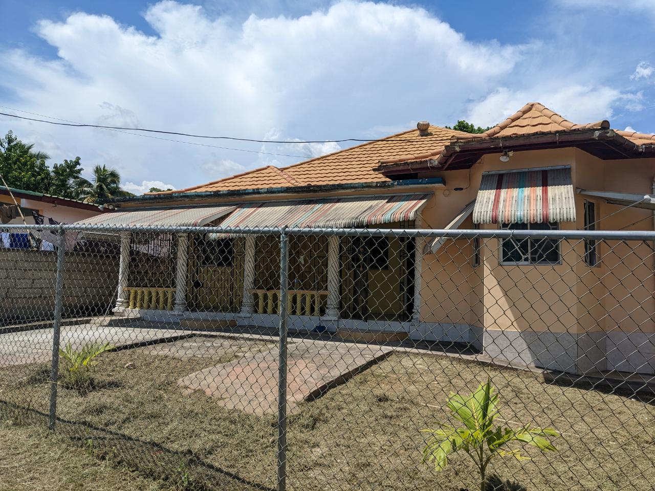 House for Sale   Bog Walk