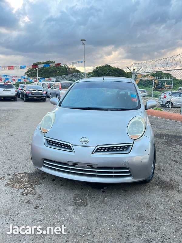 Nissan March 1,0L 2007