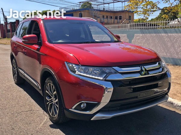 Mitsubishi Outlander or Airtrek 2,0L 2019