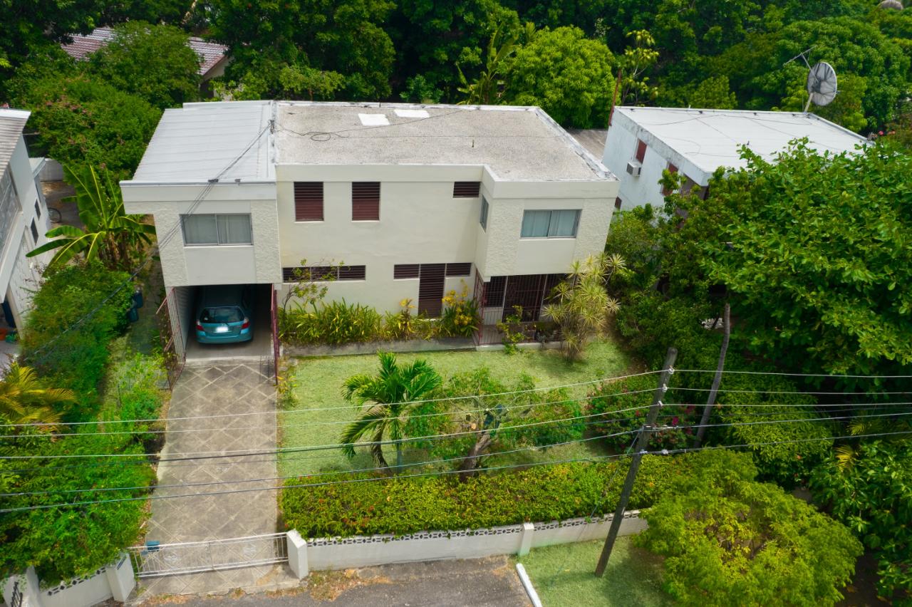 House for Sale   Kingston 10