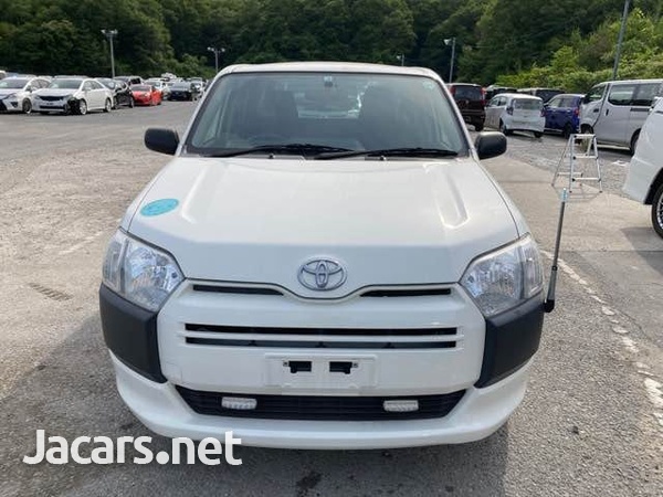 Toyota Probox 1,5L 2016