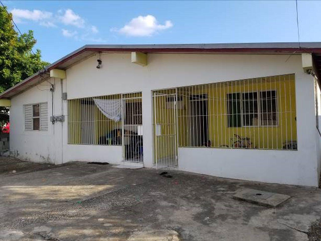 House for Foreclosure   Spanish Town
