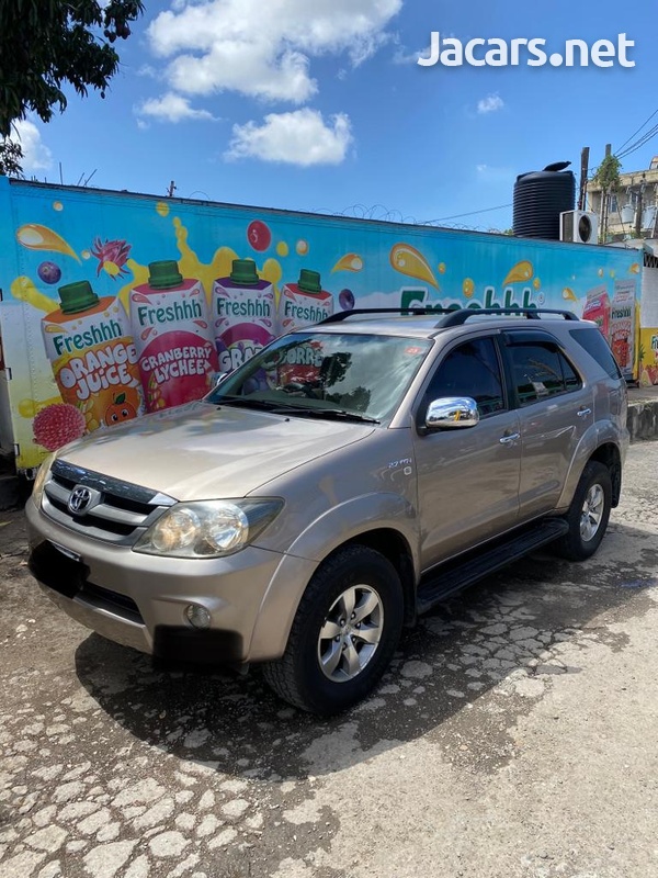 Toyota Fortuner 2,7L 2009