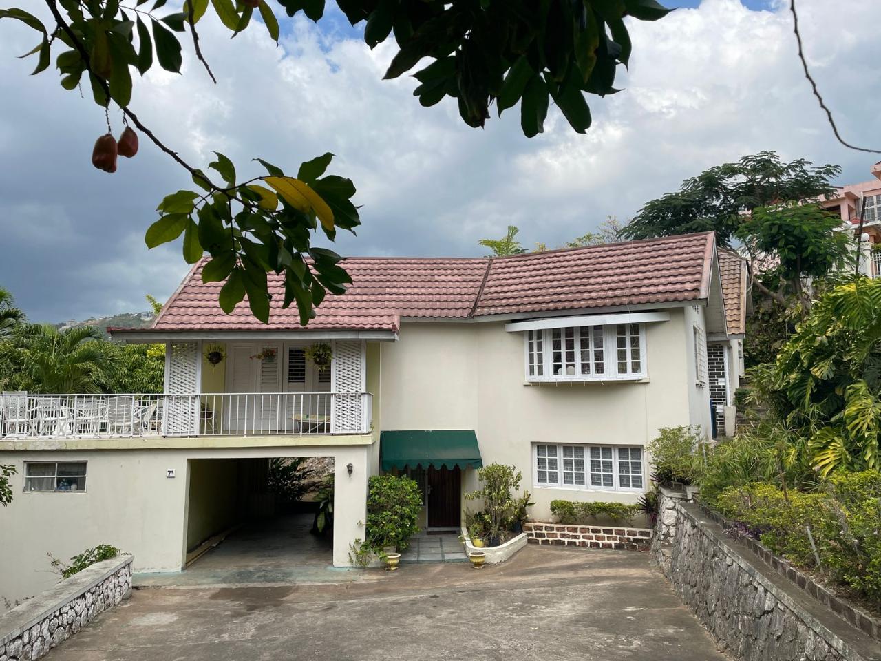 House for Sale   Kingston 8