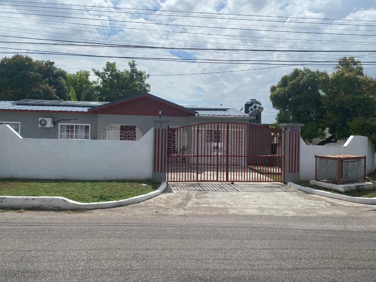 House for Sale   Kingston 19