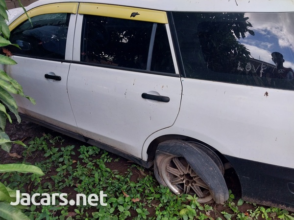 Nissan AD Wagon 1,5L 2011