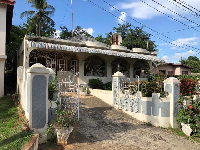 House for Private   Linstead