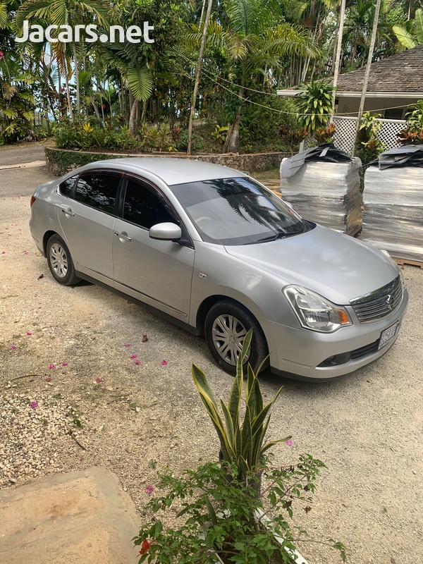 Nissan Bluebird 2,0L 2012