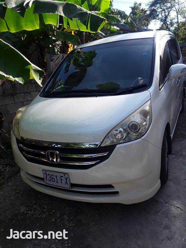 Honda Stepwgn 2,0L 2009