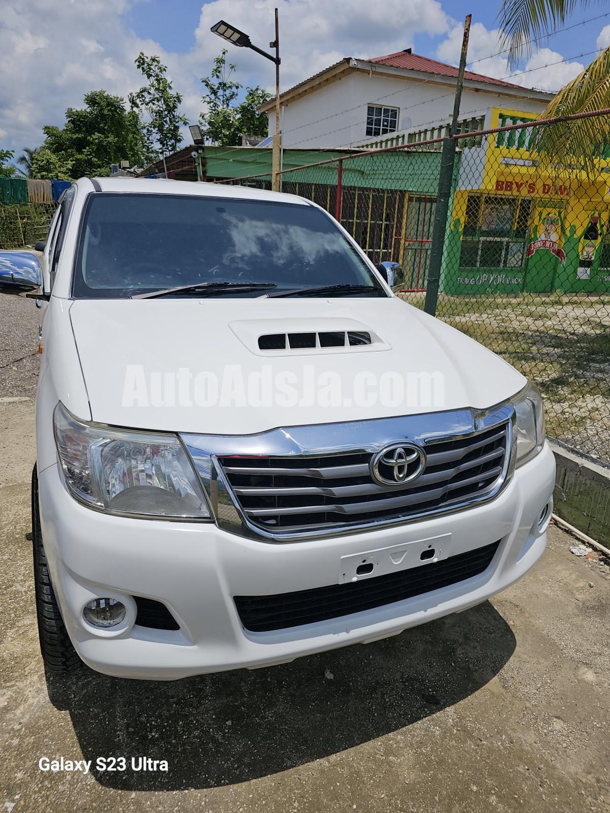 2014 Toyota Hilux