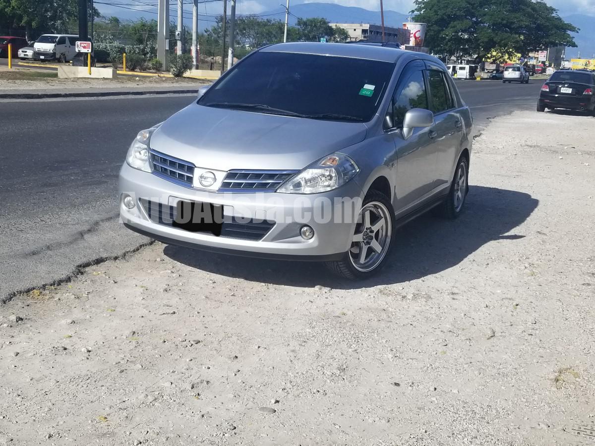 2012 Nissan Tiida Latio