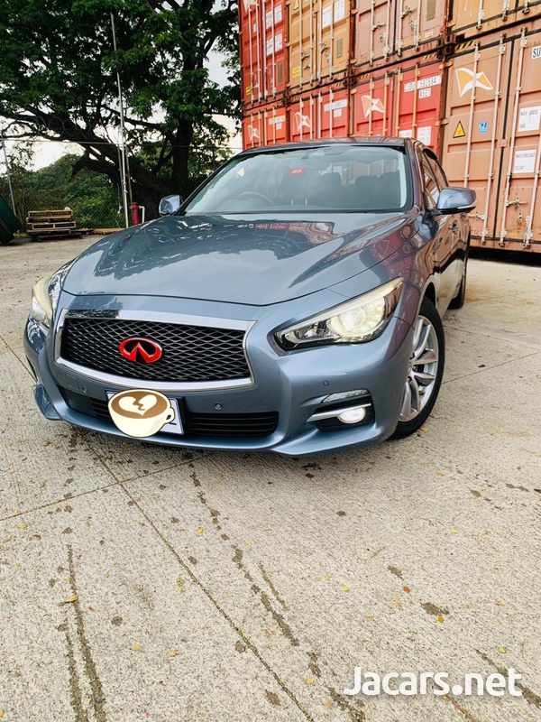 Nissan Skyline 3,5L 2014