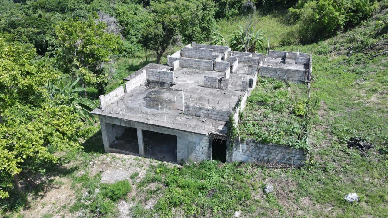 House for Sale   Runaway Bay