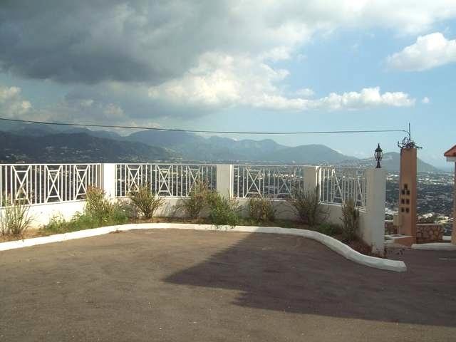 Apartment for Sale   Kingston 19