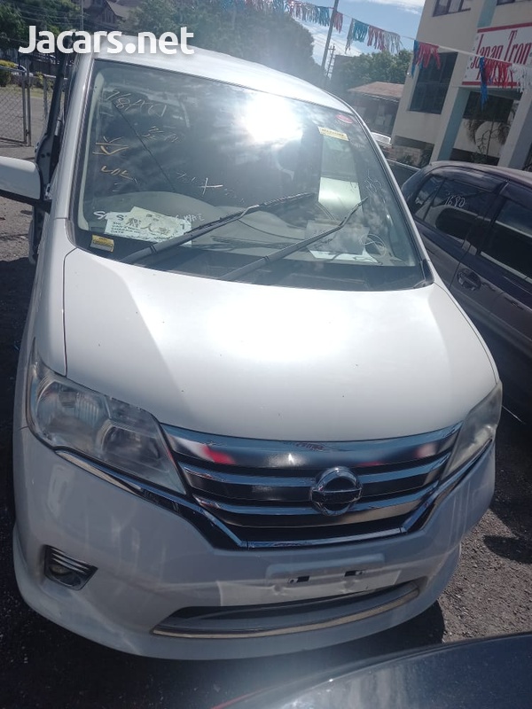 Nissan Serena 2,0L 2013