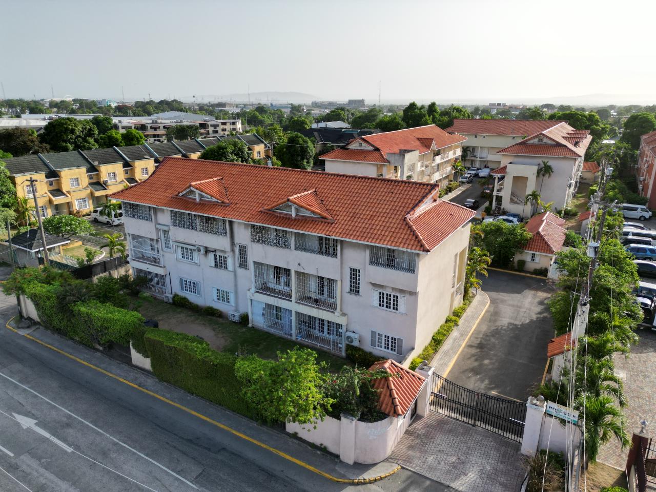 Apartment for Rent   Kingston 8