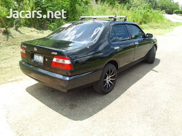 Nissan Bluebird 1,8L 2000