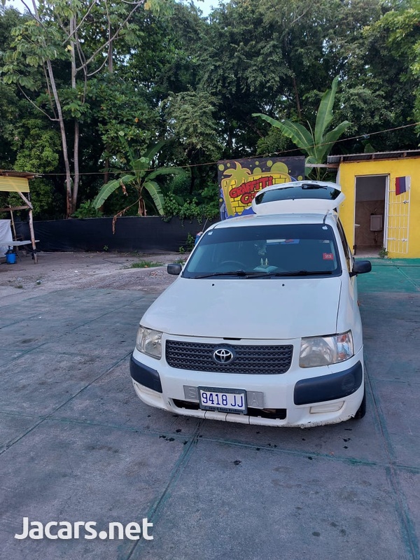 Toyota Succeed 1,5L 2014