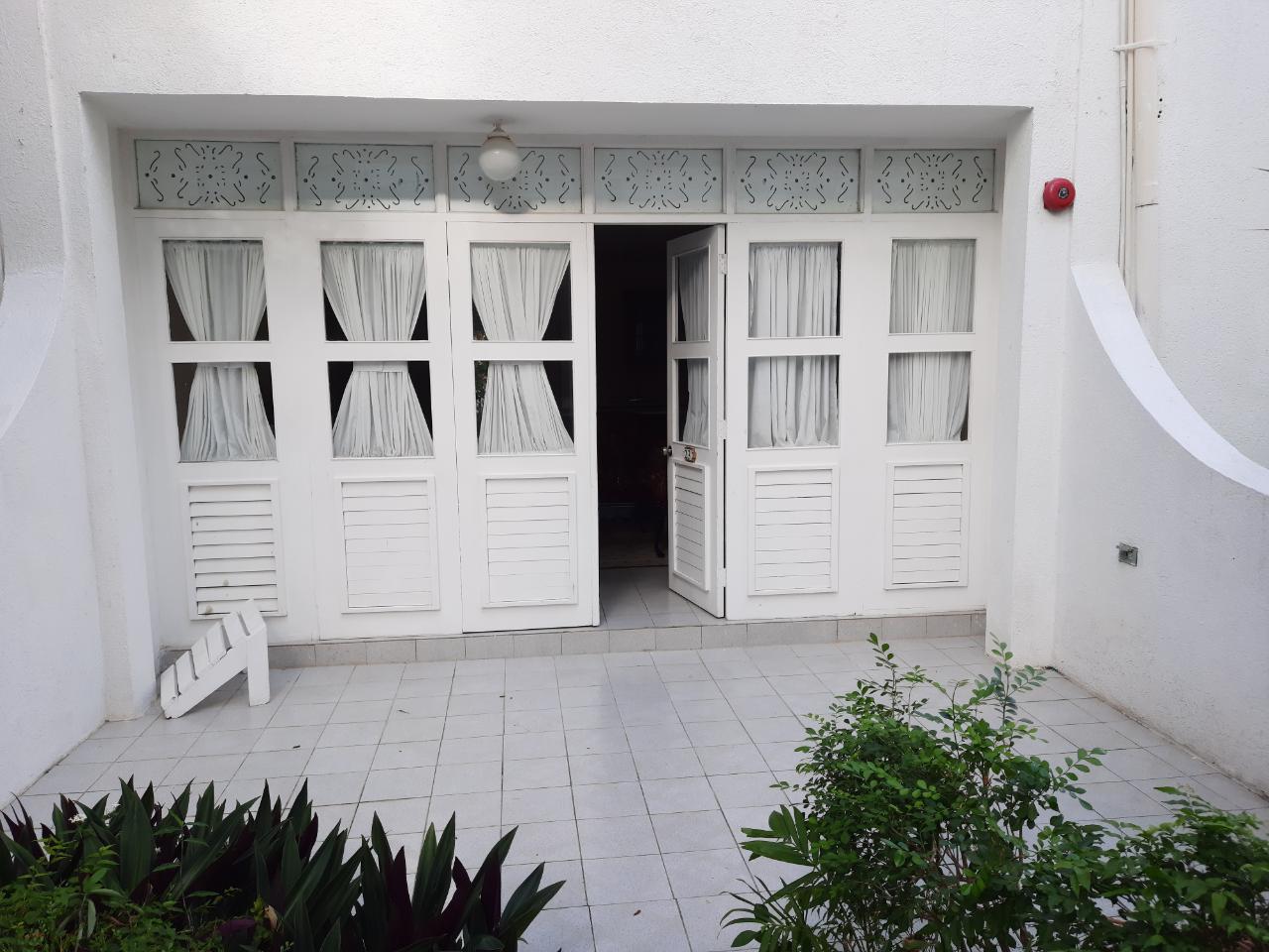 Resort Apartment/Villa for Sale   Runaway Bay