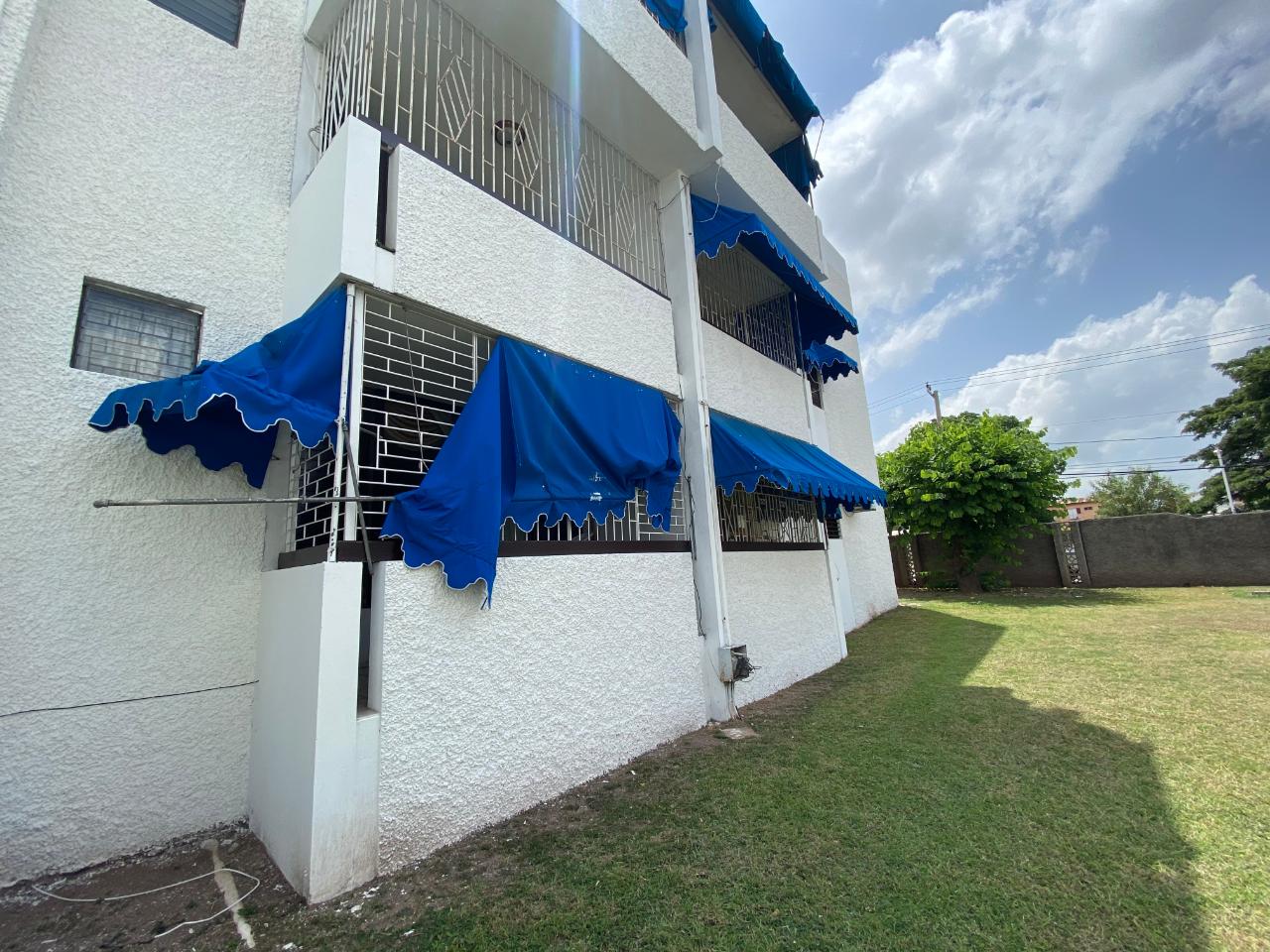 Apartment for Sale   Kingston 8